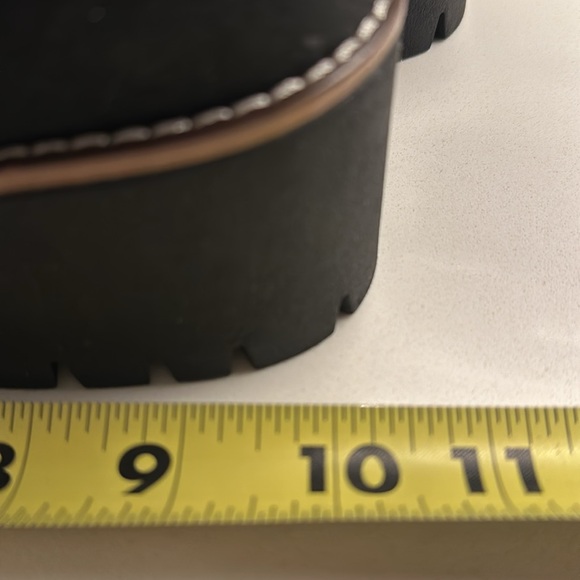 NWT Blondo Dakota in Black Suede Size 8 - Picture 8 of 10